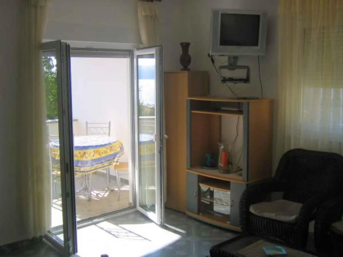 Apartments In Dramalj 42437