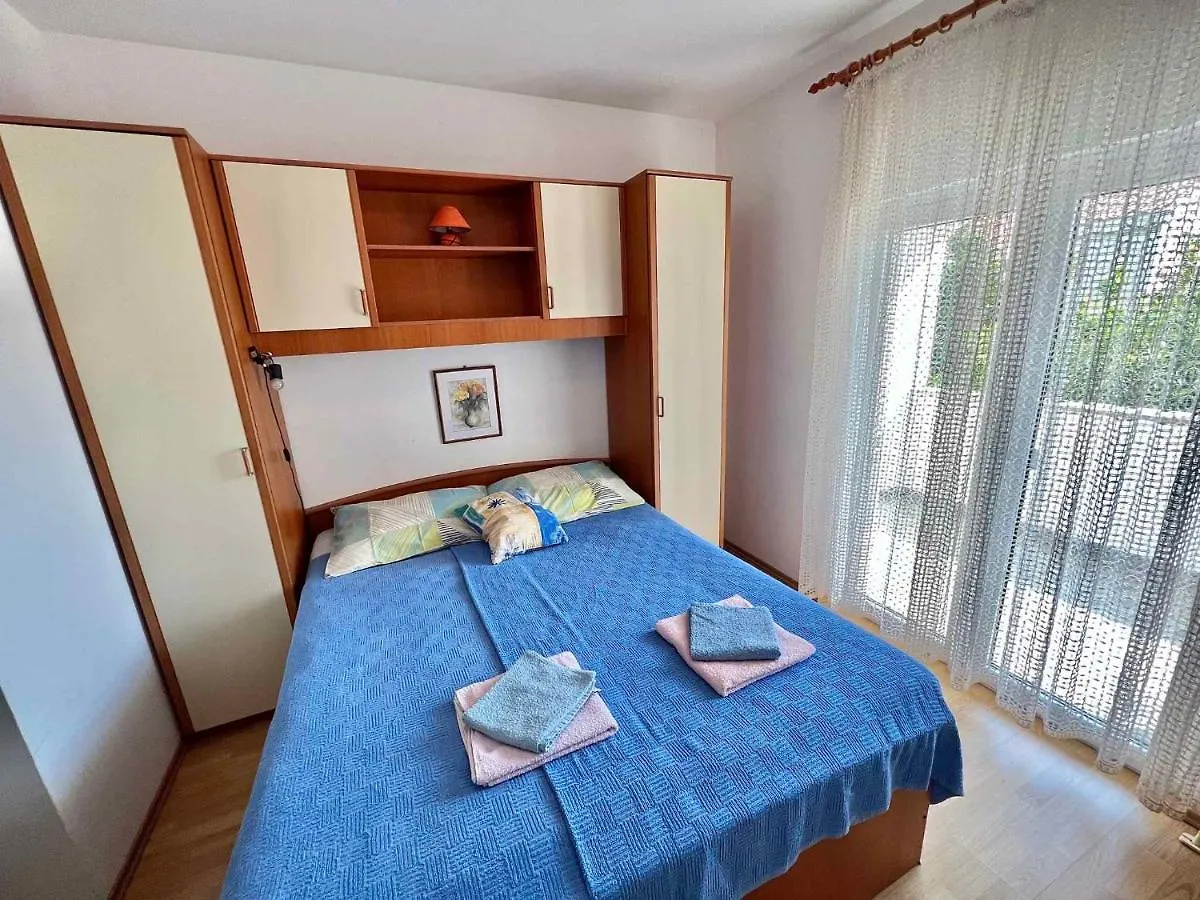 Apartments In Dramalj 42437