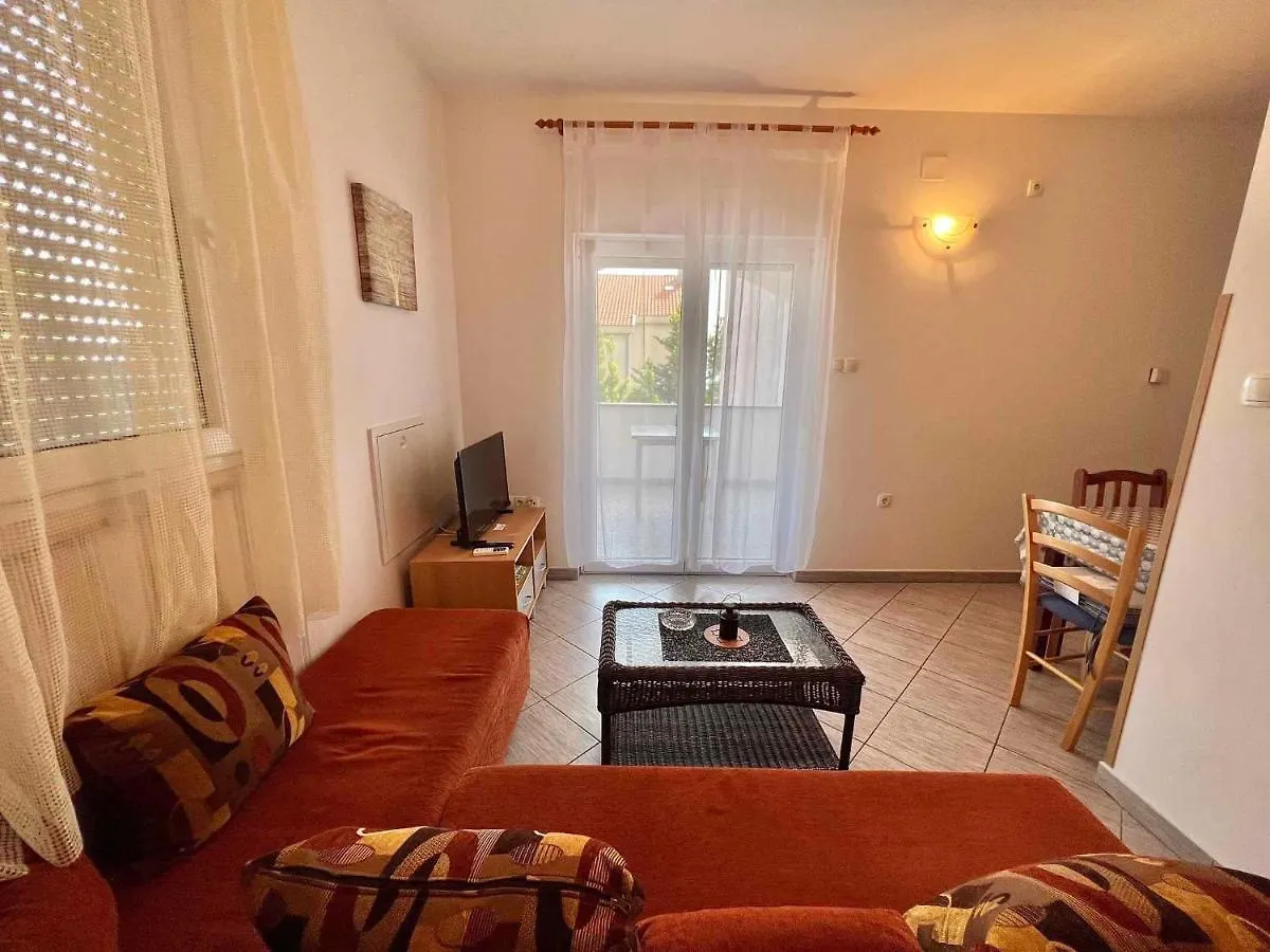 Apartments In Dramalj 42437