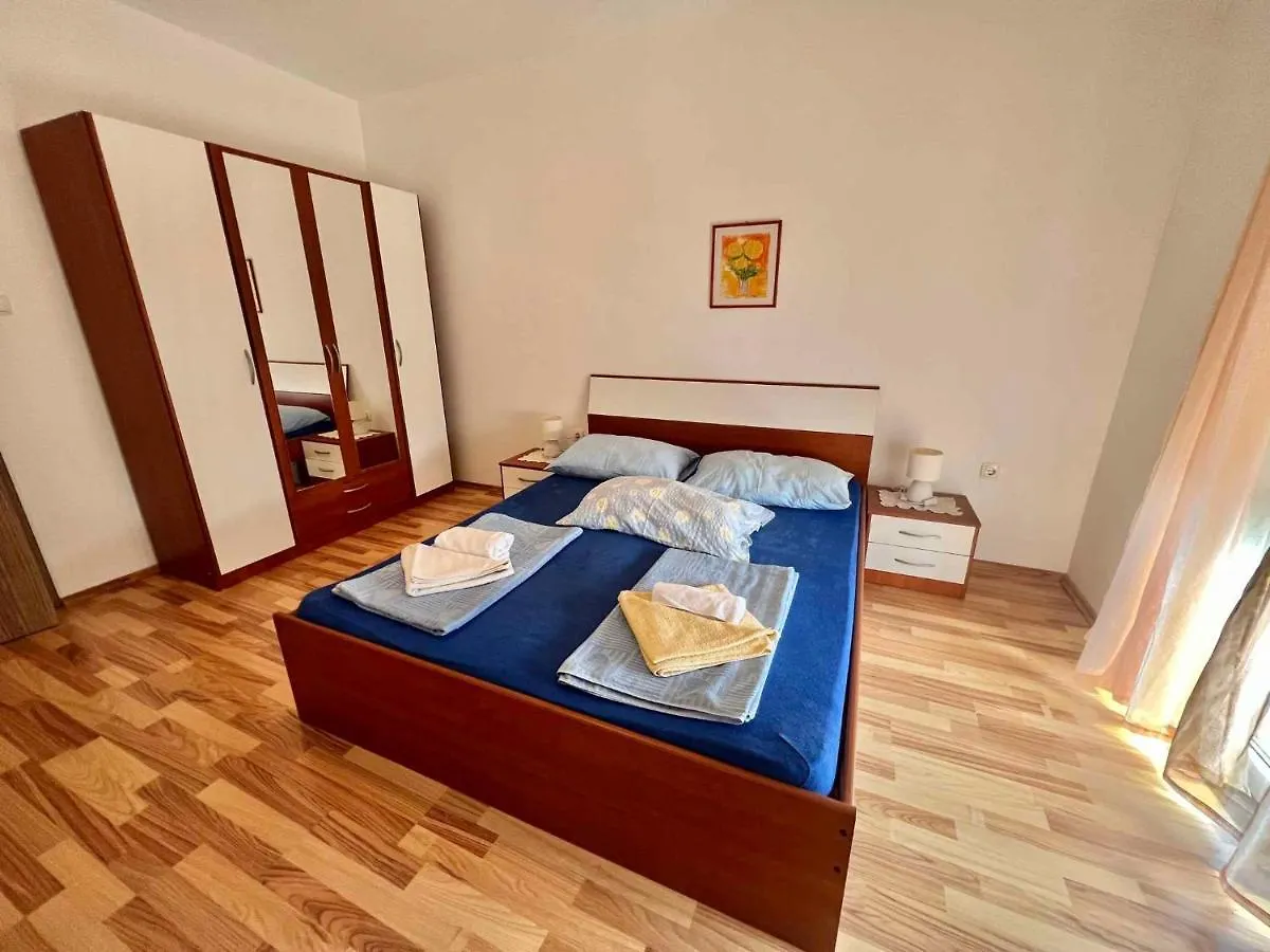 Apartments In Dramalj 42437