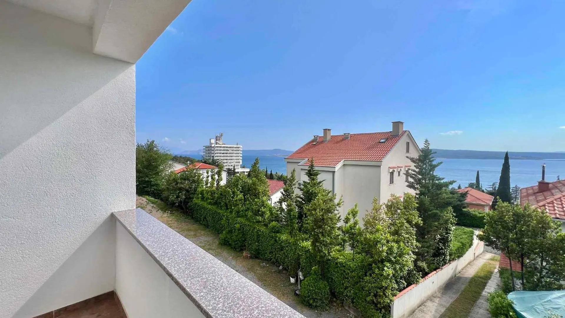 Apartments In Dramalj 42437