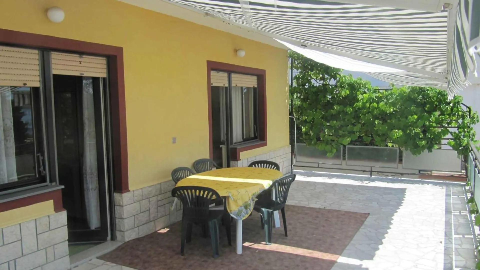 Apartments In Dramalj 42437